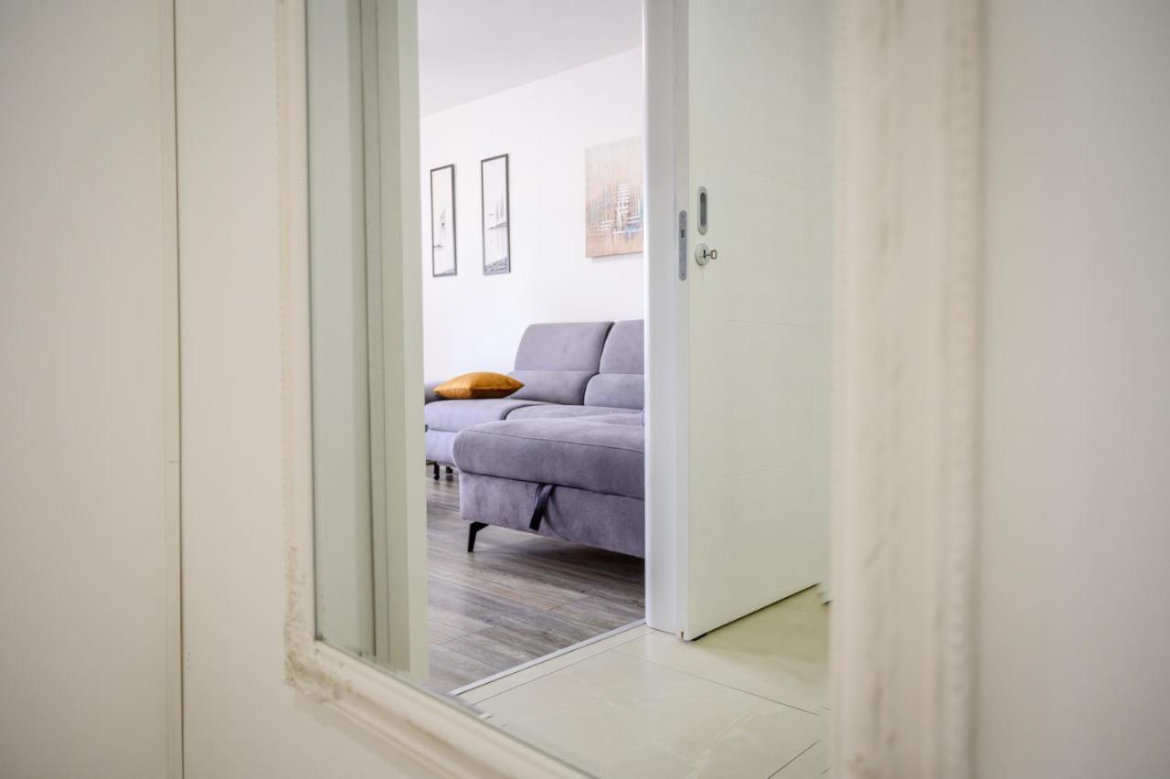 Apartment Tina Ploce  Exterior photo